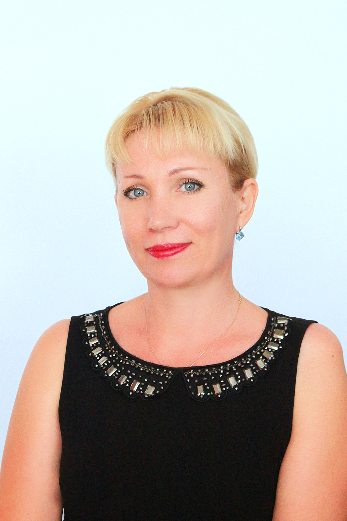 Лазарева  Елена Александровна.