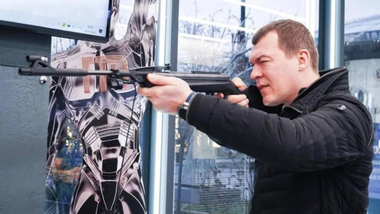 Министр спорта России Михаил Дегтярёв посетил Методическо-выставочный центр ГТО..