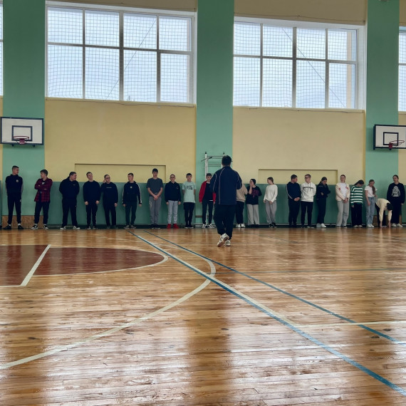Продолжается прием нормативов ГТО у выпускников сельских школ..